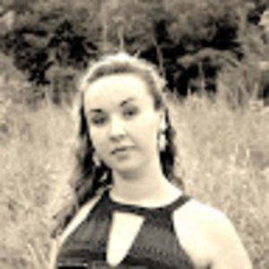 Meet your Posher, Madeline